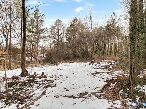 305 E Union Street, Sandston, VA 23150