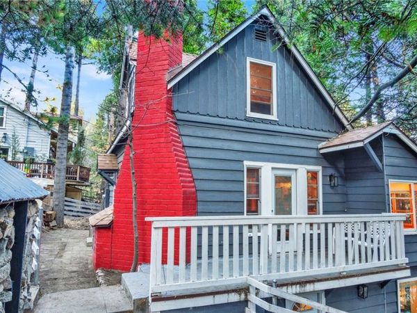 26776 Ca-189, Blue Jay, CA 92317