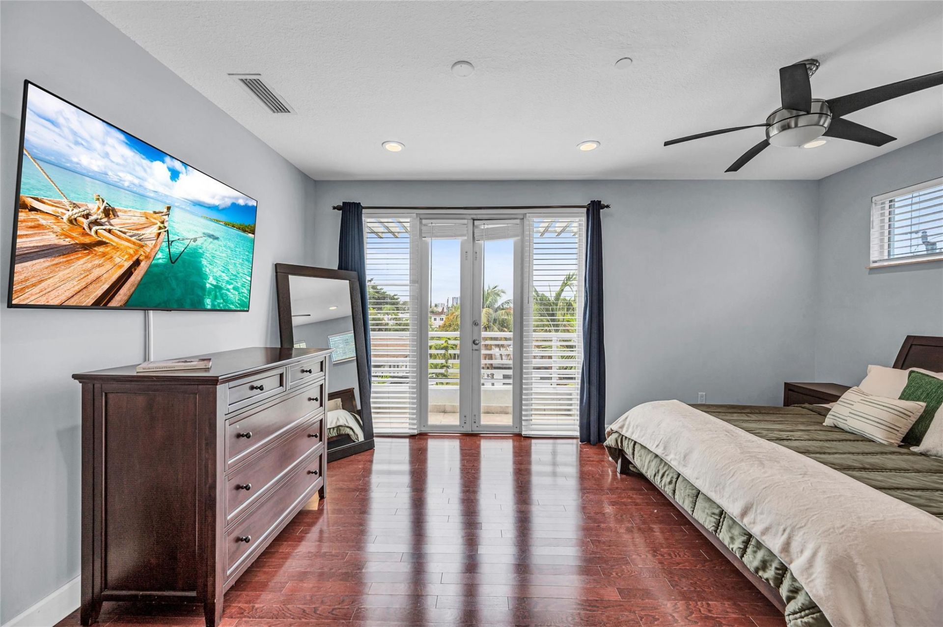 832 N Victoria Park Road, Unit 832, Fort Lauderdale, FL 33304 Photo