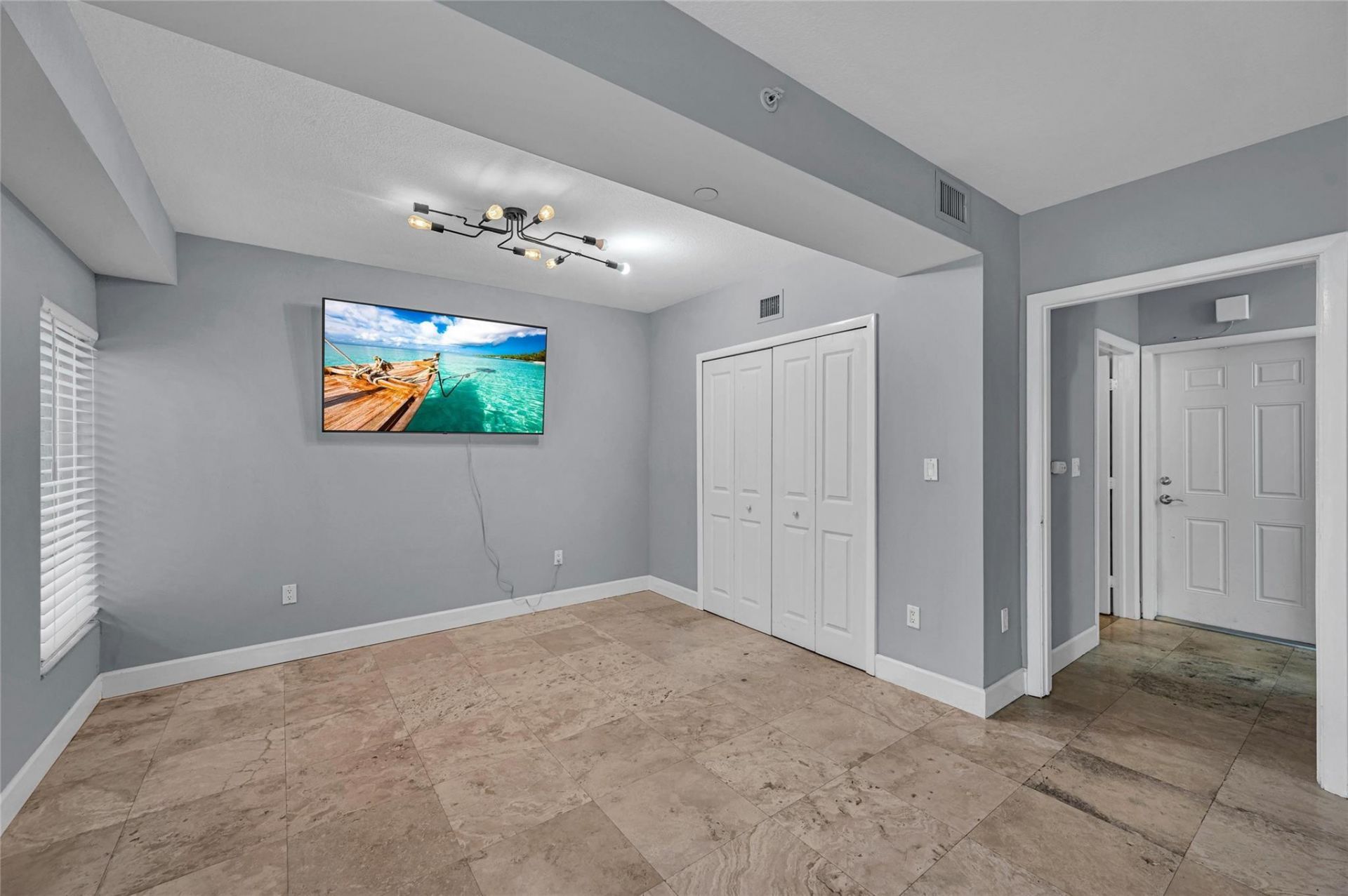 832 N Victoria Park Road, Unit 832, Fort Lauderdale, FL 33304 Photo