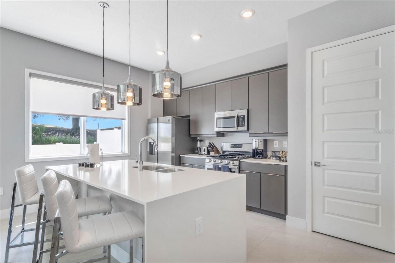 7770 Sandy Ridge Drive, Unit 112, Reunion, FL 34747 Photo