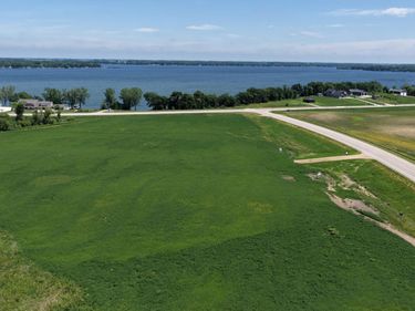 12300 60th Avenue NE, Kandiyohi, MN 56251