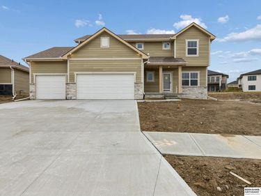 6221 N 210 Street, Elkhorn, NE 68022