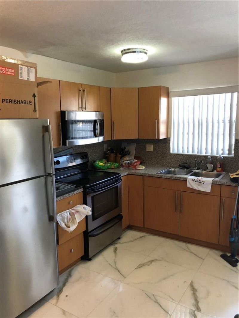 21 SW 109th Avenue, Unit 2b, Miami, FL 33174 Photo