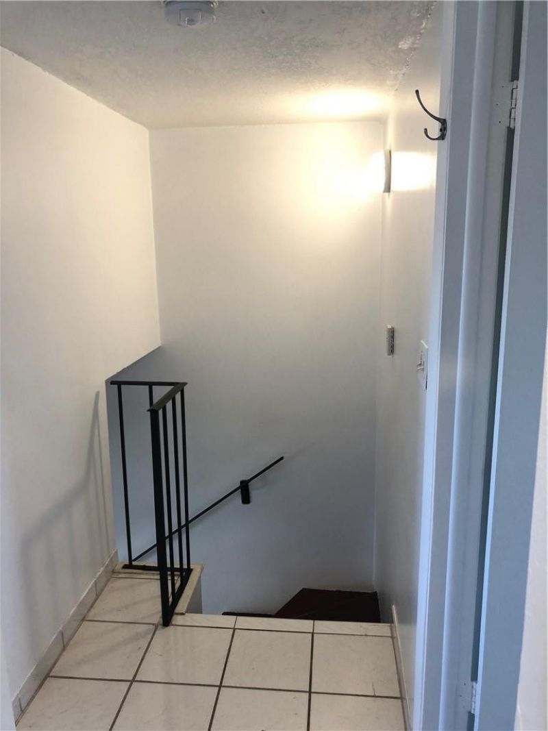 21 SW 109th Avenue, Unit 2b, Miami, FL 33174 Photo