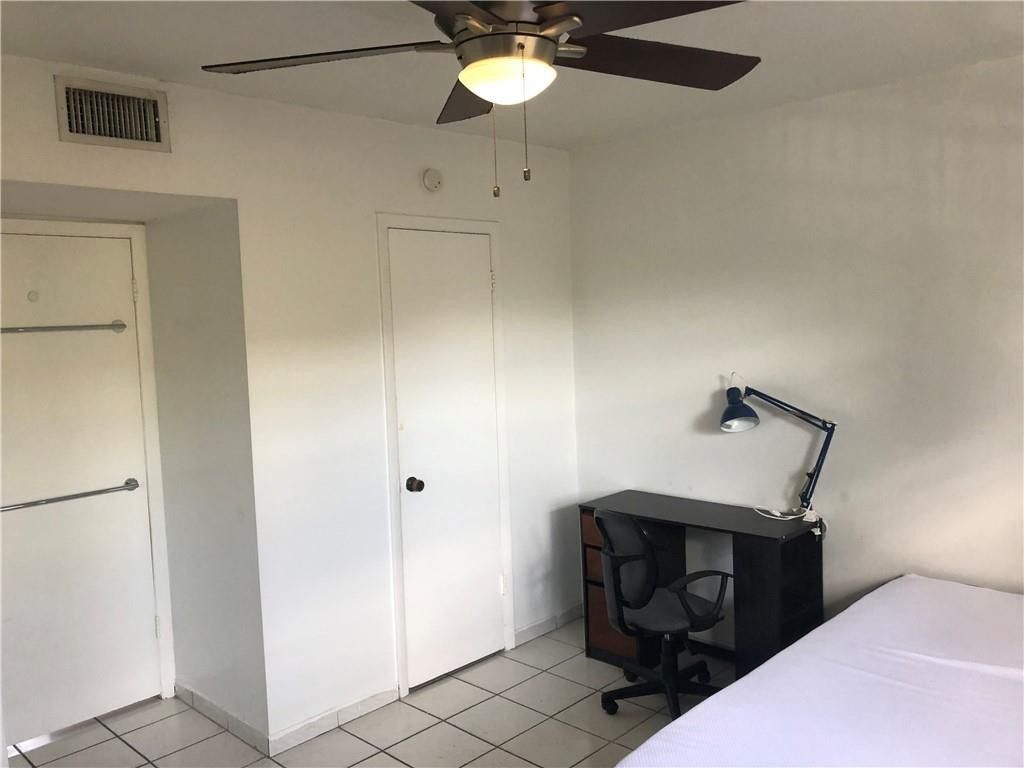 21 SW 109th Avenue, Unit 2b, Miami, FL 33174 Photo