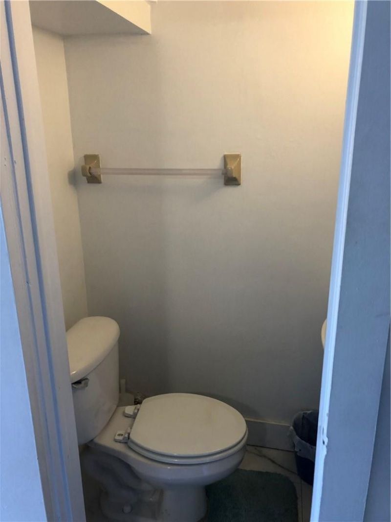 21 SW 109th Avenue, Unit 2b, Miami, FL 33174 Photo