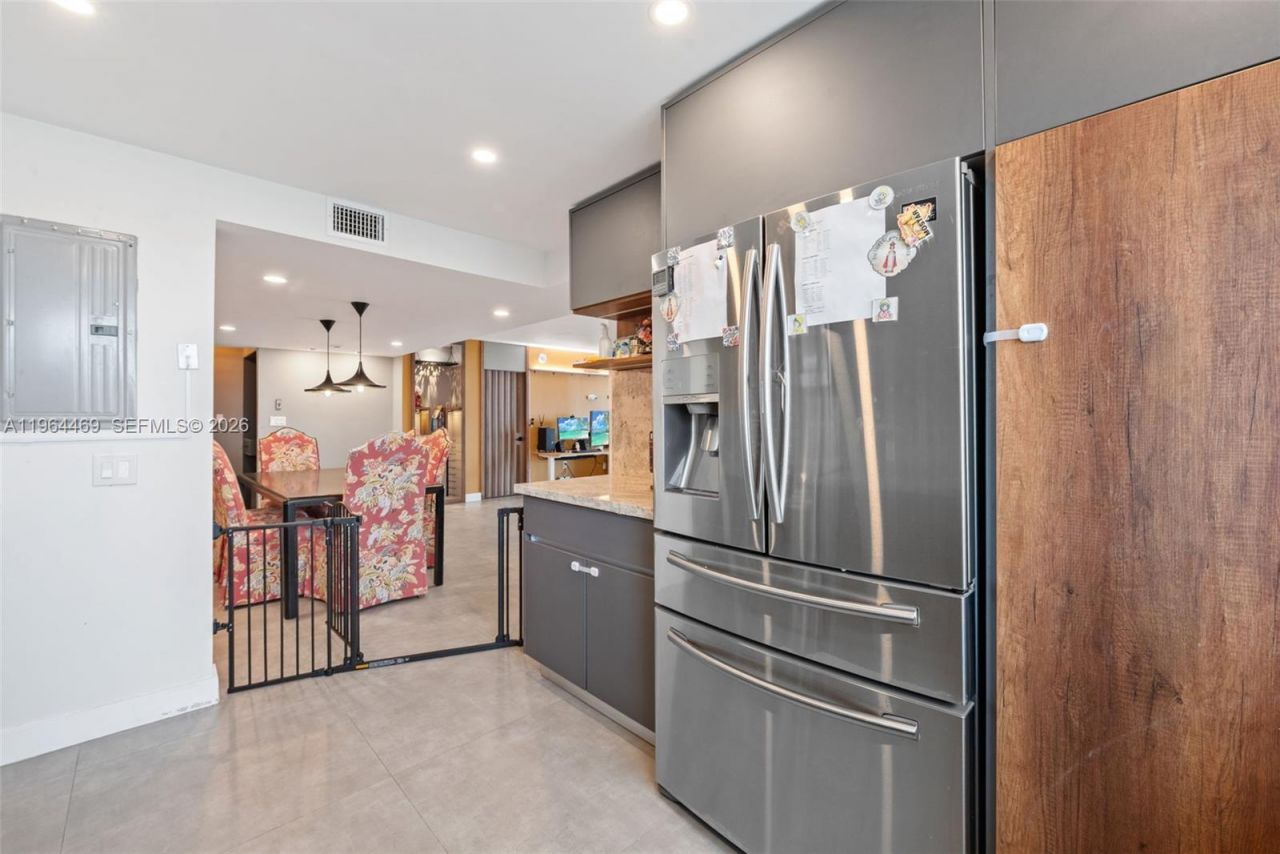 2801 NE 183rd St , Unit 1801W, Aventura, FL 33160 Photo