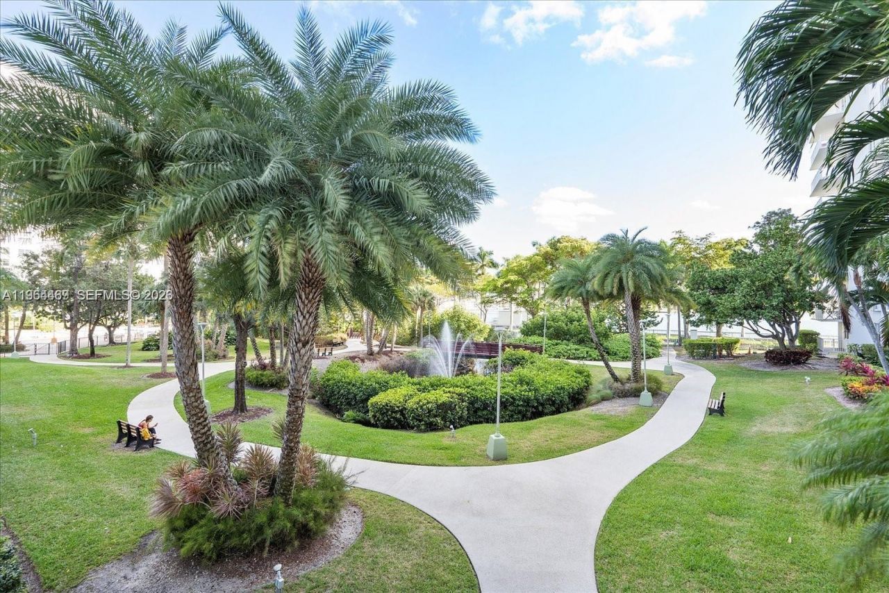 2801 NE 183rd St , Unit 1801W, Aventura, FL 33160 Photo