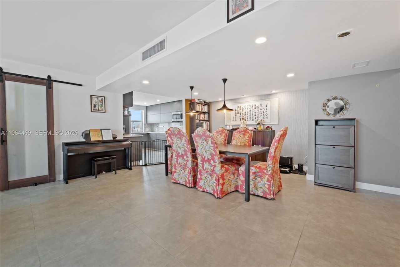 2801 NE 183rd St , Unit 1801W, Aventura, FL 33160 Photo