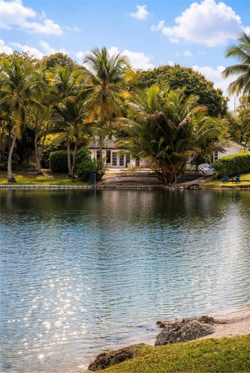 7355 Poinciana Ct, Miami Lakes, FL 33014 Photo