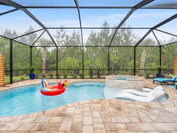 9315 Escape Avenue , Panama City Beach, FL 32413