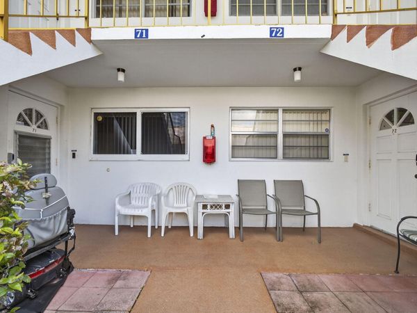 72 Plymouth I, West Palm Beach, FL 33417