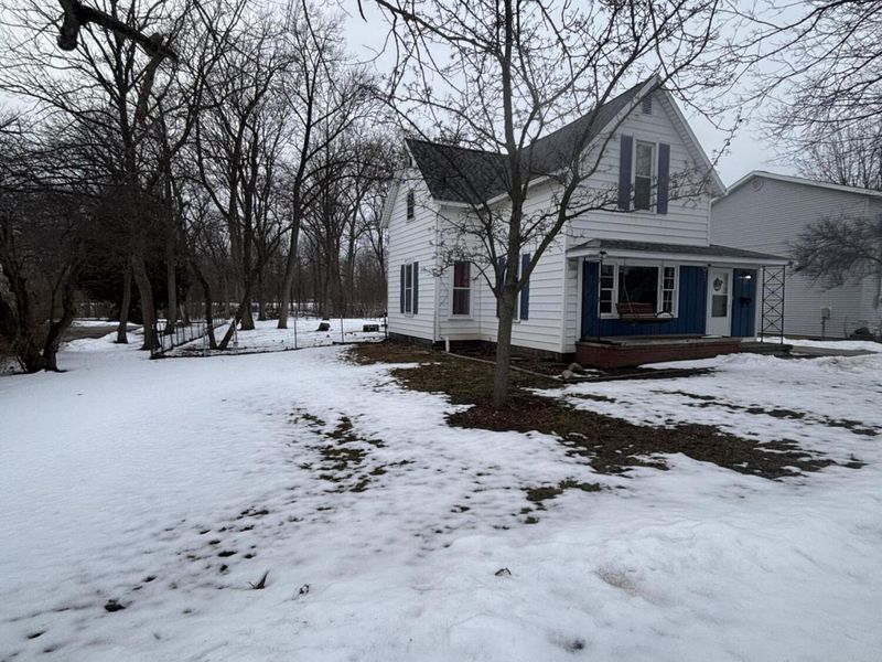 927 S Wayne Street, Saint Marys, OH 45885 Photo 3