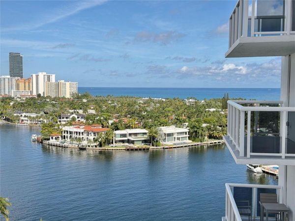 20515 E Country Club Dr , Unit 1642, Aventura, FL 33180