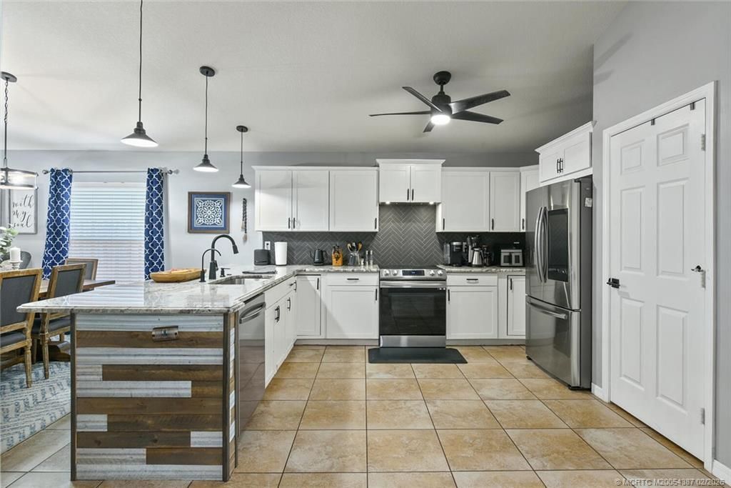 1091 SW 30th Street, Palm City, FL 34990 Photo