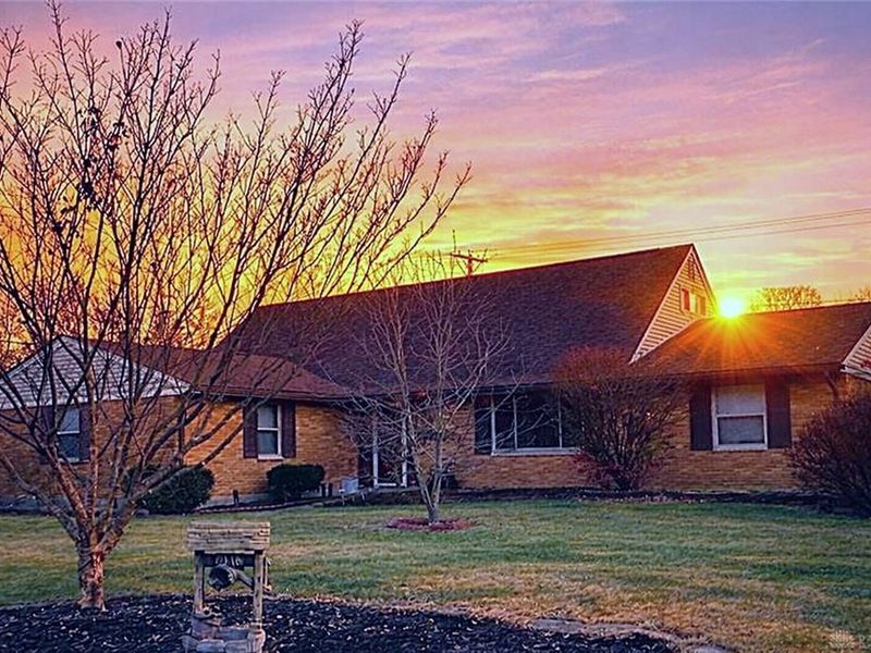 2312 E Whipp Road, Dayton, OH 45440 Photo 1