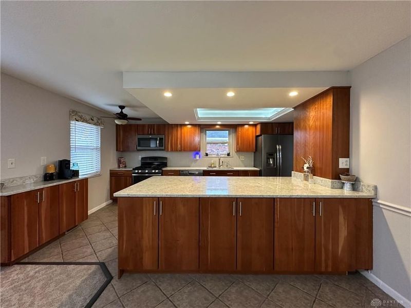 2312 E Whipp Road, Dayton, OH 45440 Photo 14