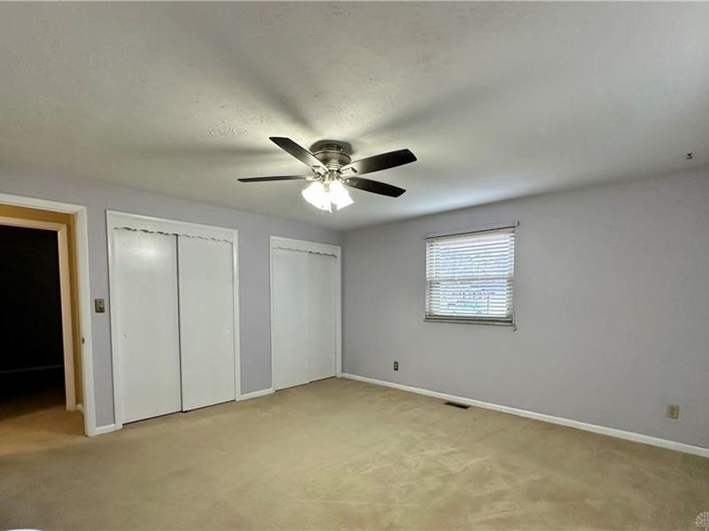 2312 E Whipp Road, Dayton, OH 45440 Photo 22