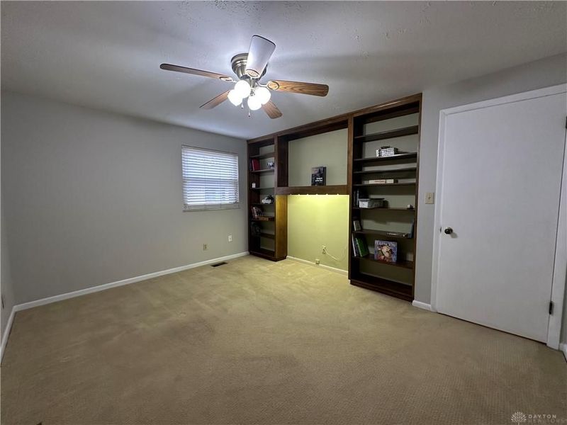 2312 E Whipp Road, Dayton, OH 45440 Photo 24