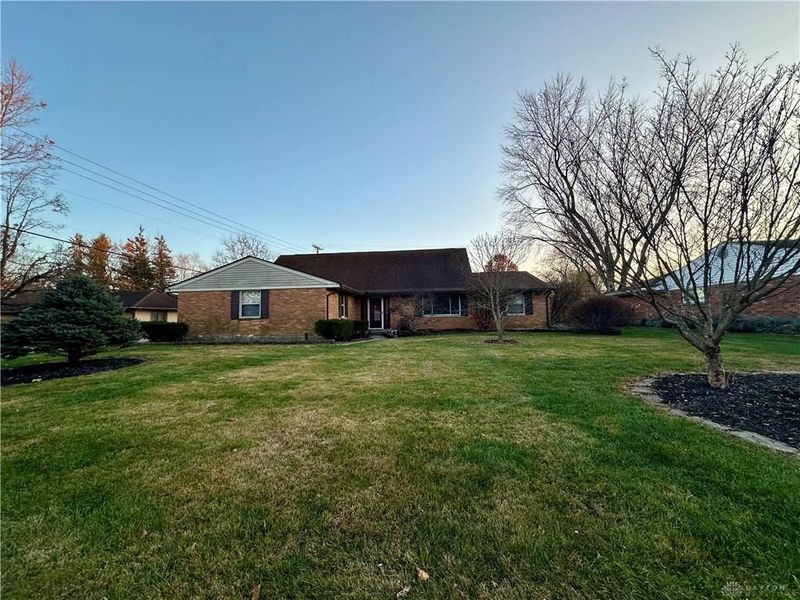 2312 E Whipp Road, Dayton, OH 45440 Photo 4