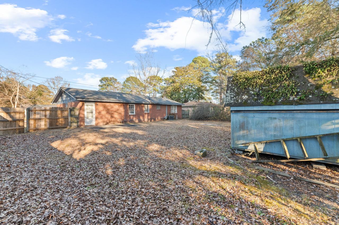 4459 Farmwood Street Photo 15