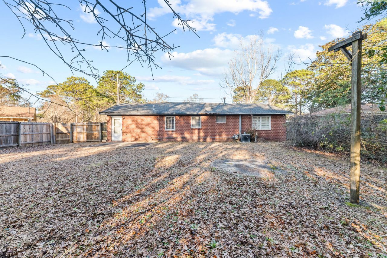 4459 Farmwood Street Photo 16