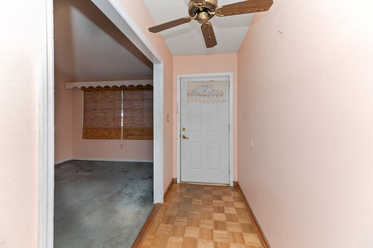 4459 Farmwood Street Photo 3