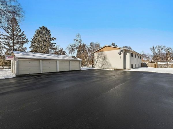 1401 Prosperity Avenue, Saint Paul, MN 55106