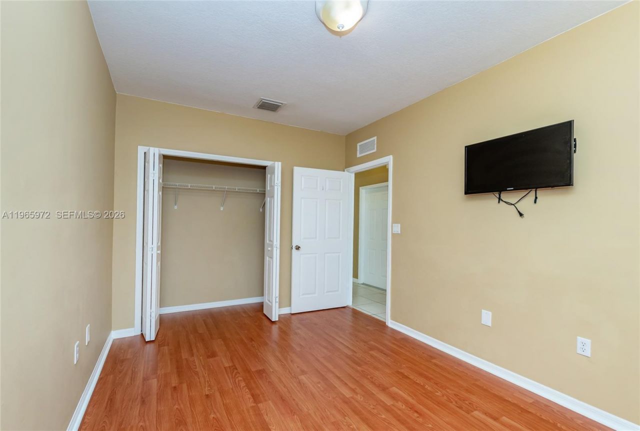 1207 NE 32nd Ter, Unit 1207, Homestead, FL 33033 Photo