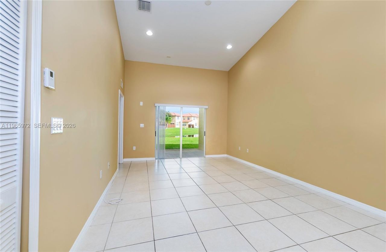 1207 NE 32nd Ter, Unit 1207, Homestead, FL 33033 Photo