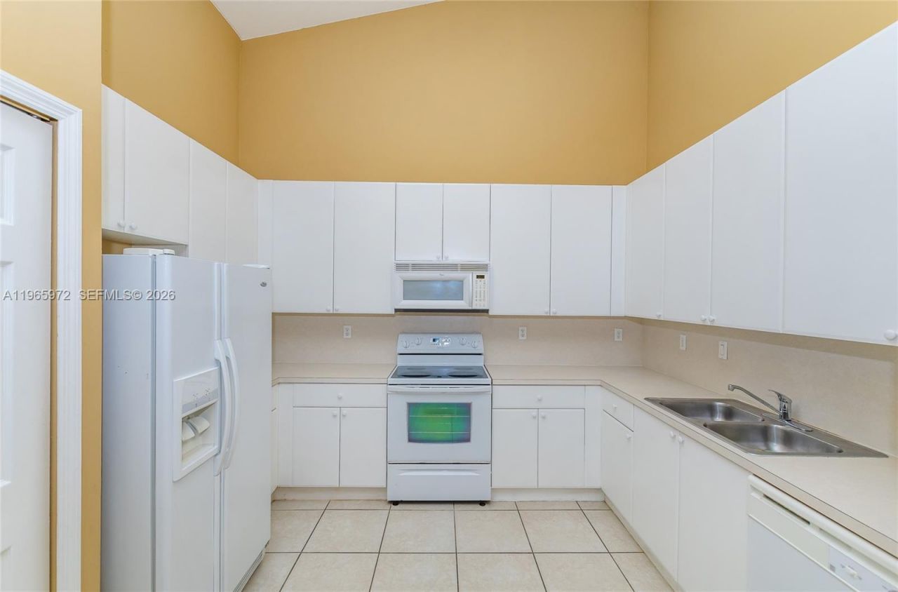 1207 NE 32nd Ter, Unit 1207, Homestead, FL 33033 Photo