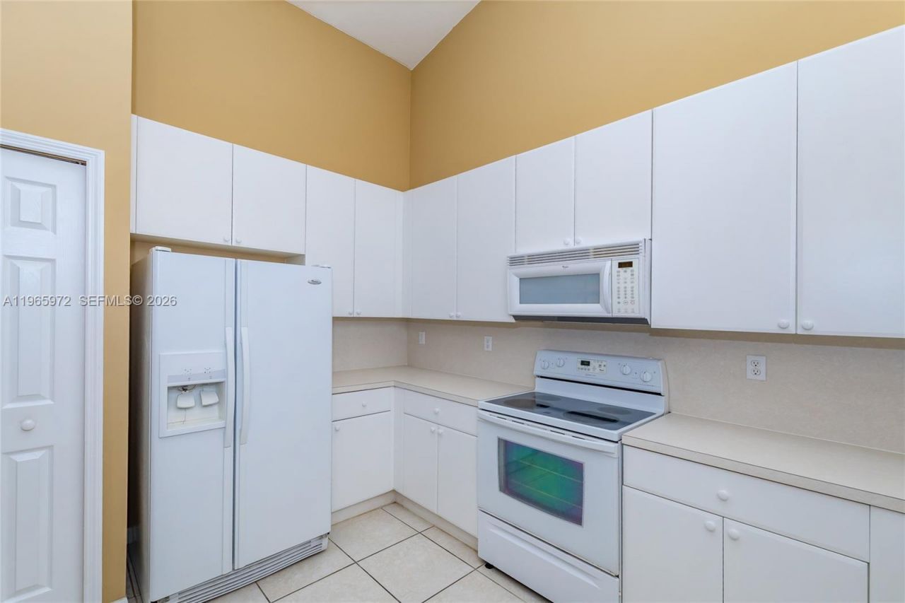 1207 NE 32nd Ter, Unit 1207, Homestead, FL 33033 Photo