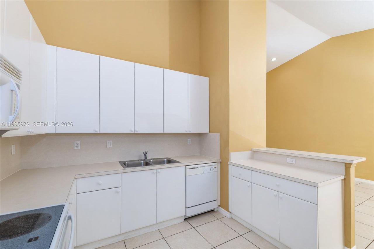 1207 NE 32nd Ter, Unit 1207, Homestead, FL 33033 Photo