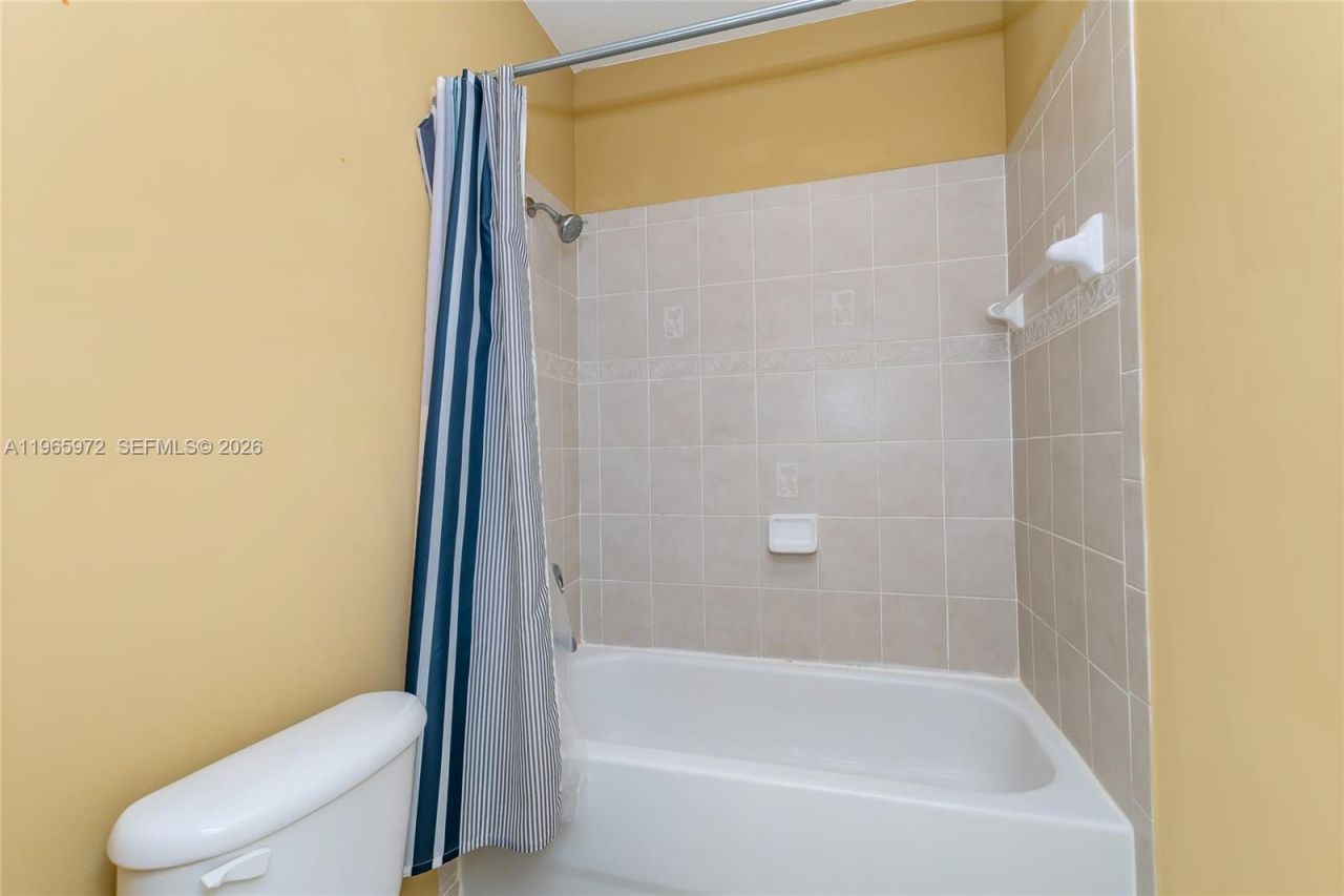 1207 NE 32nd Ter, Unit 1207, Homestead, FL 33033 Photo