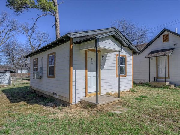 1434 S Rusk Street, Unit C, Sherman, TX 75090