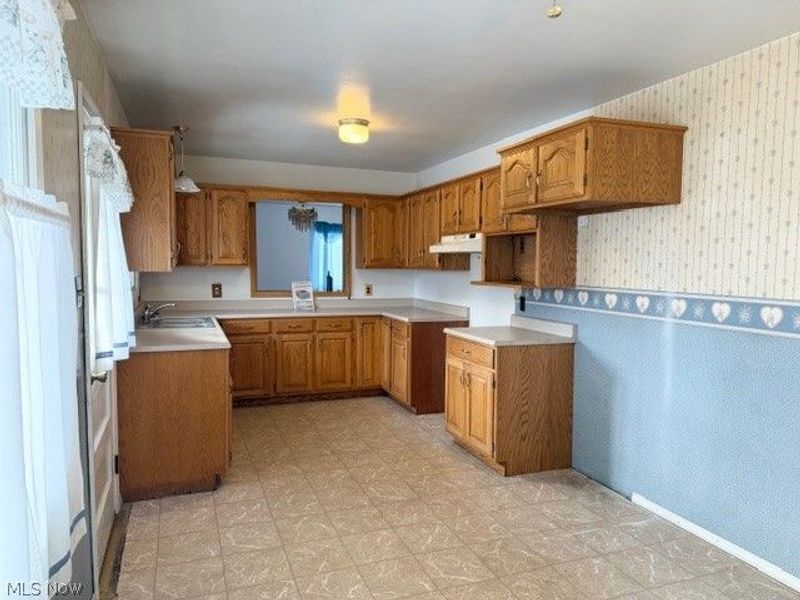 71571 main Street, Saint Clairsville, OH 43950 Photo 10