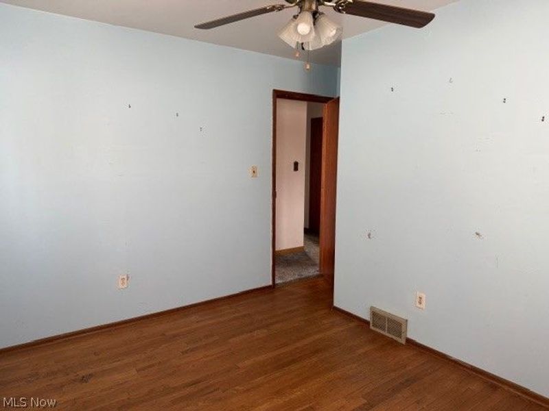 71571 main Street, Saint Clairsville, OH 43950 Photo 11