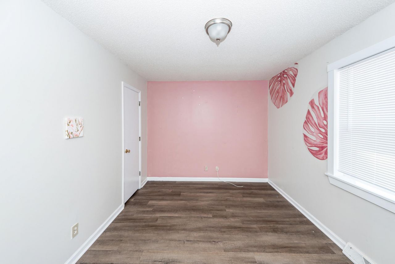 444 Academy Road Photo 14