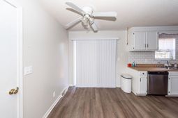 444 Academy Road photo 4