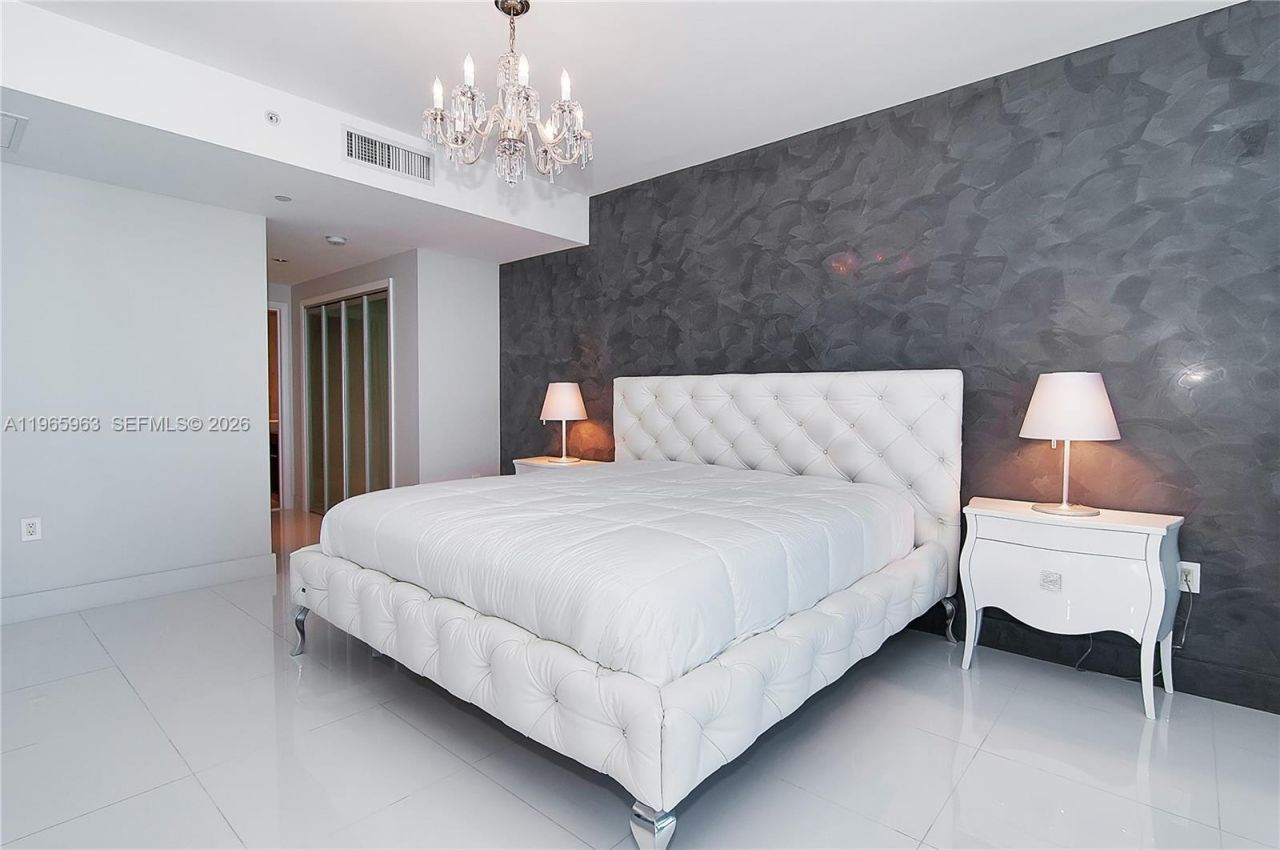 17121 Collins Ave , Unit 1707, Sunny Isles Beach, FL 33160 Photo