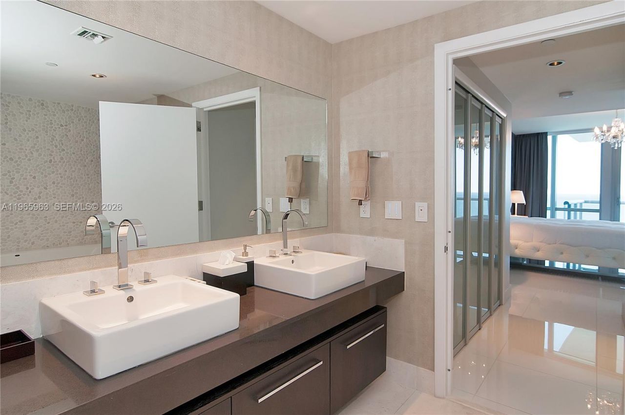 17121 Collins Ave , Unit 1707, Sunny Isles Beach, FL 33160 Photo