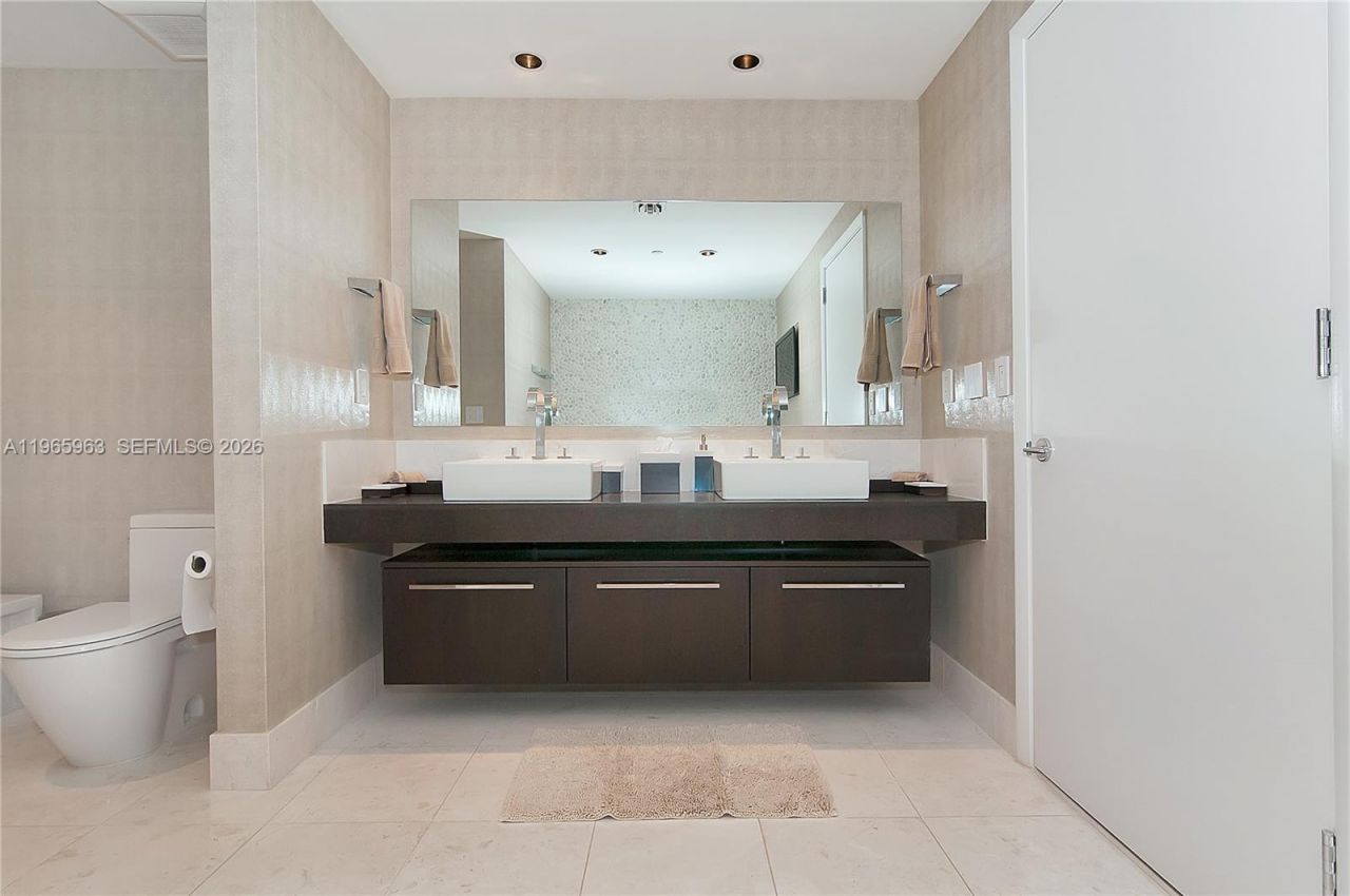 17121 Collins Ave , Unit 1707, Sunny Isles Beach, FL 33160 Photo