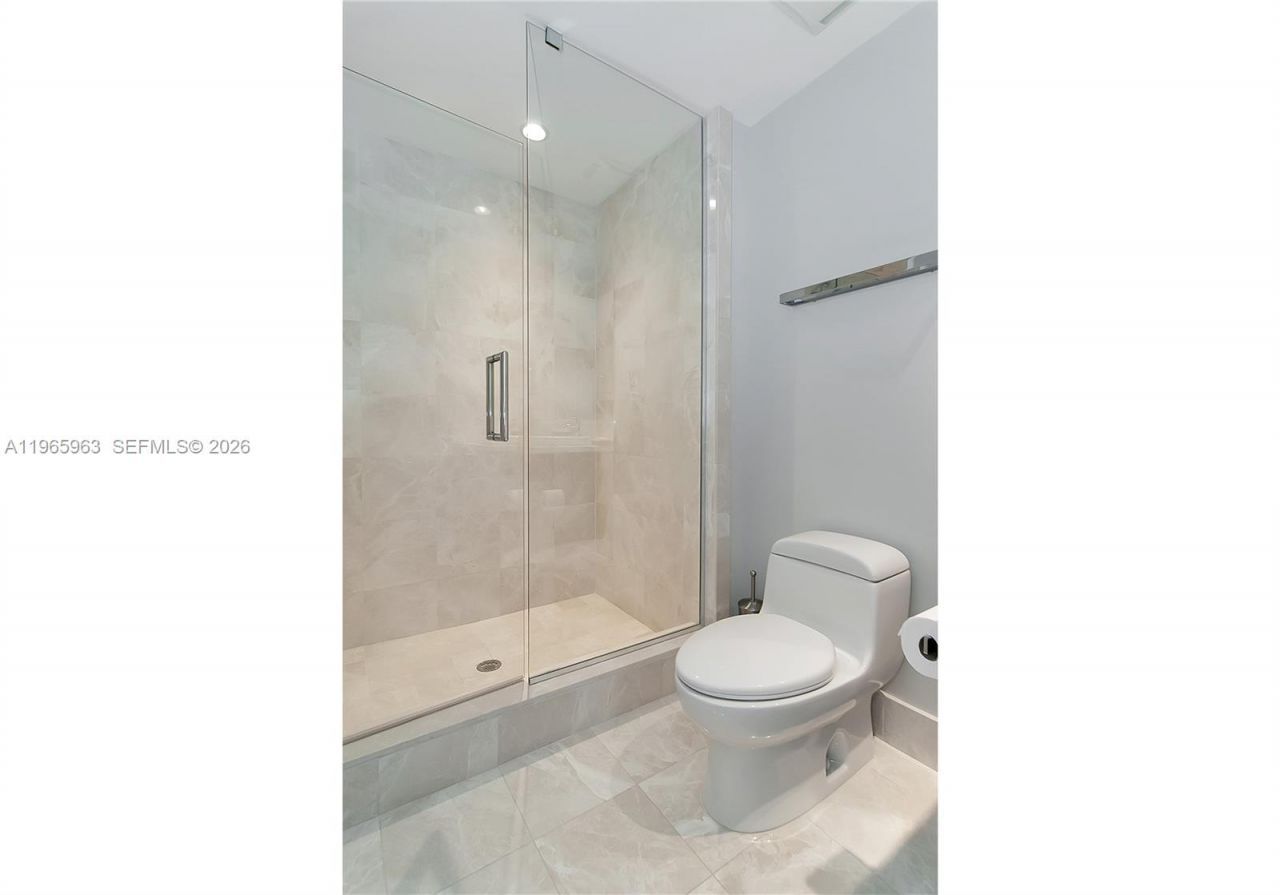 17121 Collins Ave , Unit 1707, Sunny Isles Beach, FL 33160 Photo