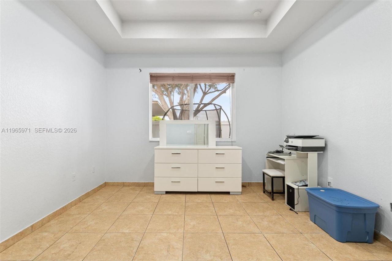 2328 NE 37th Ter , Homestead, FL 33033 Photo