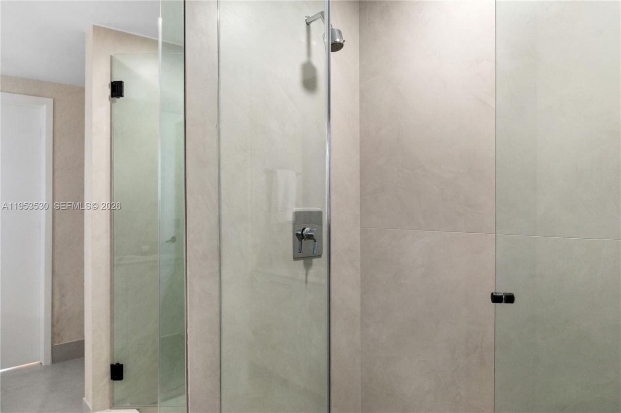 1010 Brickell Ave , Unit 1701, Miami, FL 33131 Photo