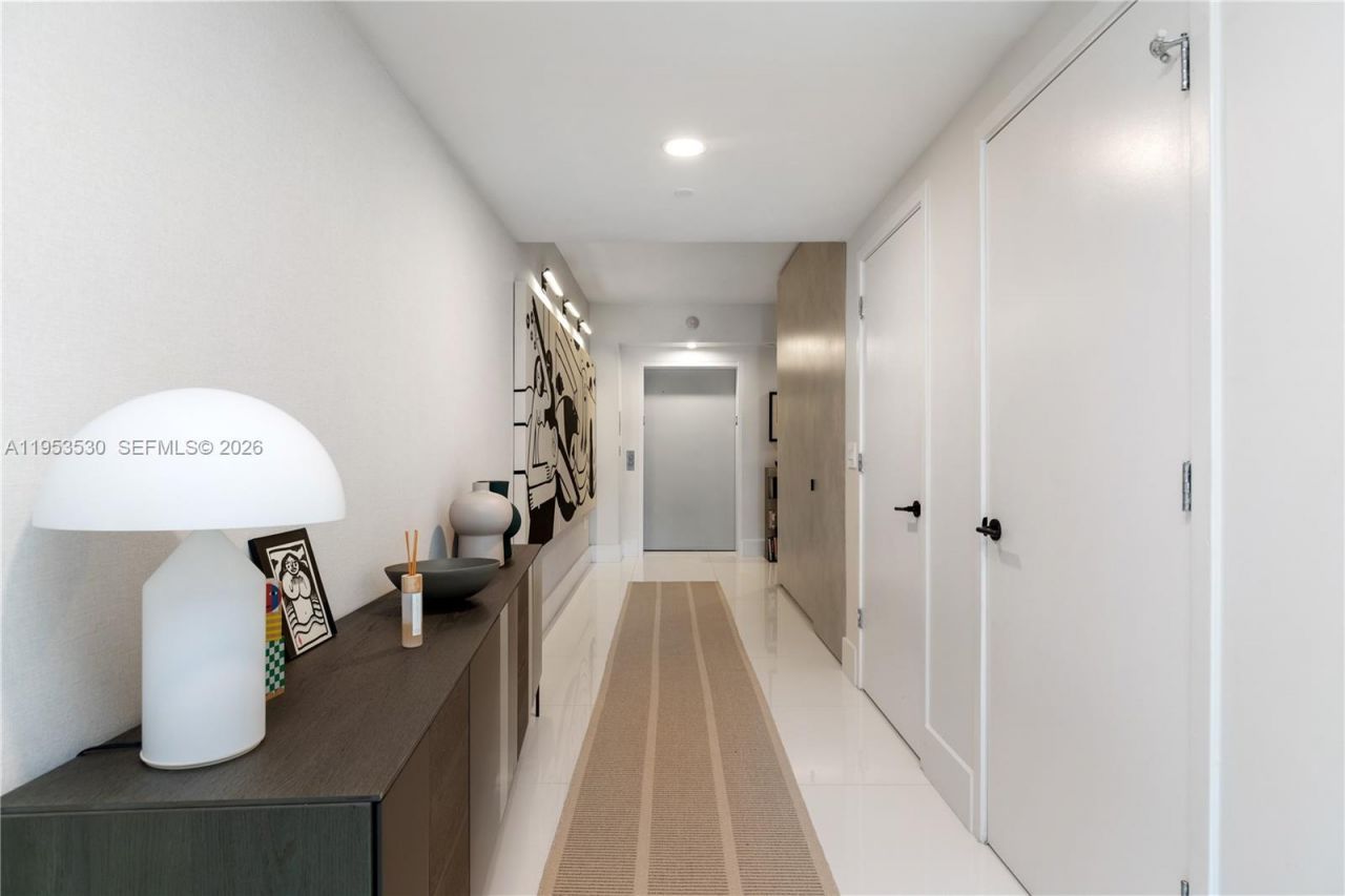 1010 Brickell Ave , Unit 1701, Miami, FL 33131 Photo