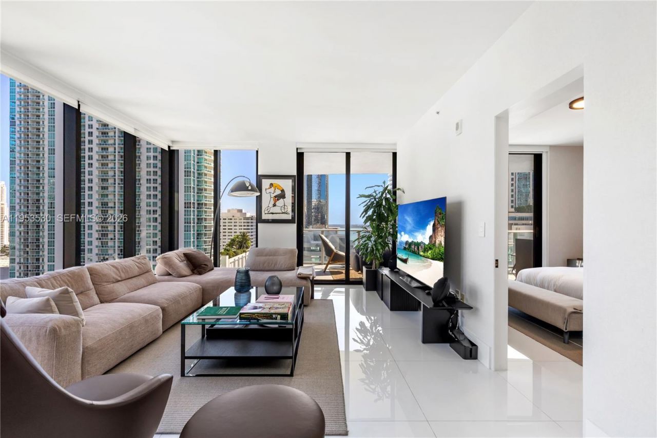 1010 Brickell Ave , Unit 1701, Miami, FL 33131 Photo