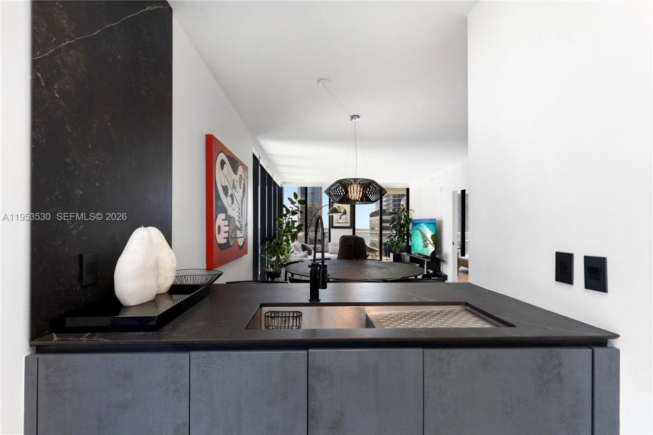 1010 Brickell Ave , Unit 1701, Miami, FL 33131 Photo