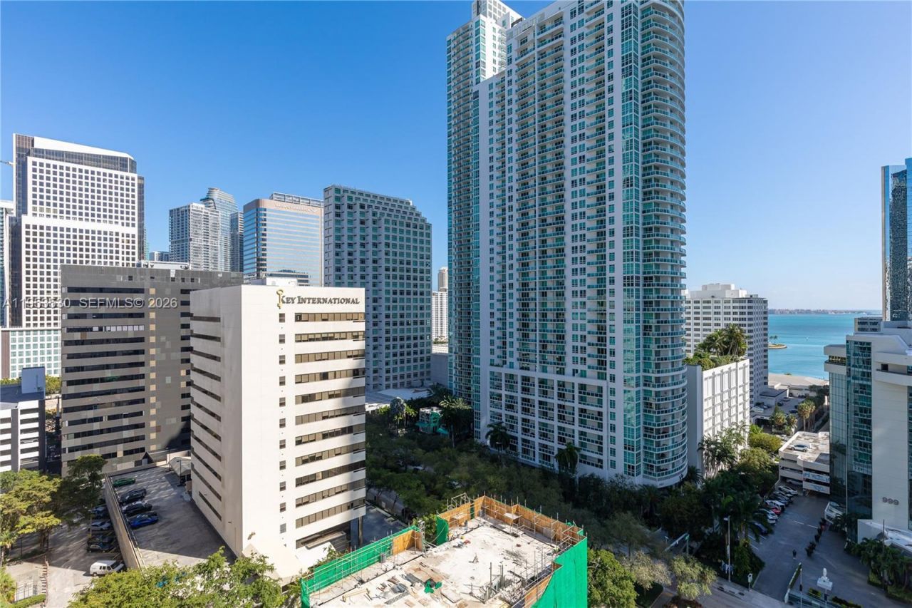 1010 Brickell Ave , Unit 1701, Miami, FL 33131 Photo